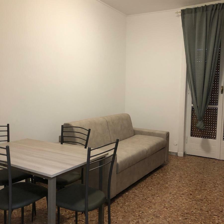 Leoncavallo House Milano Esterno foto