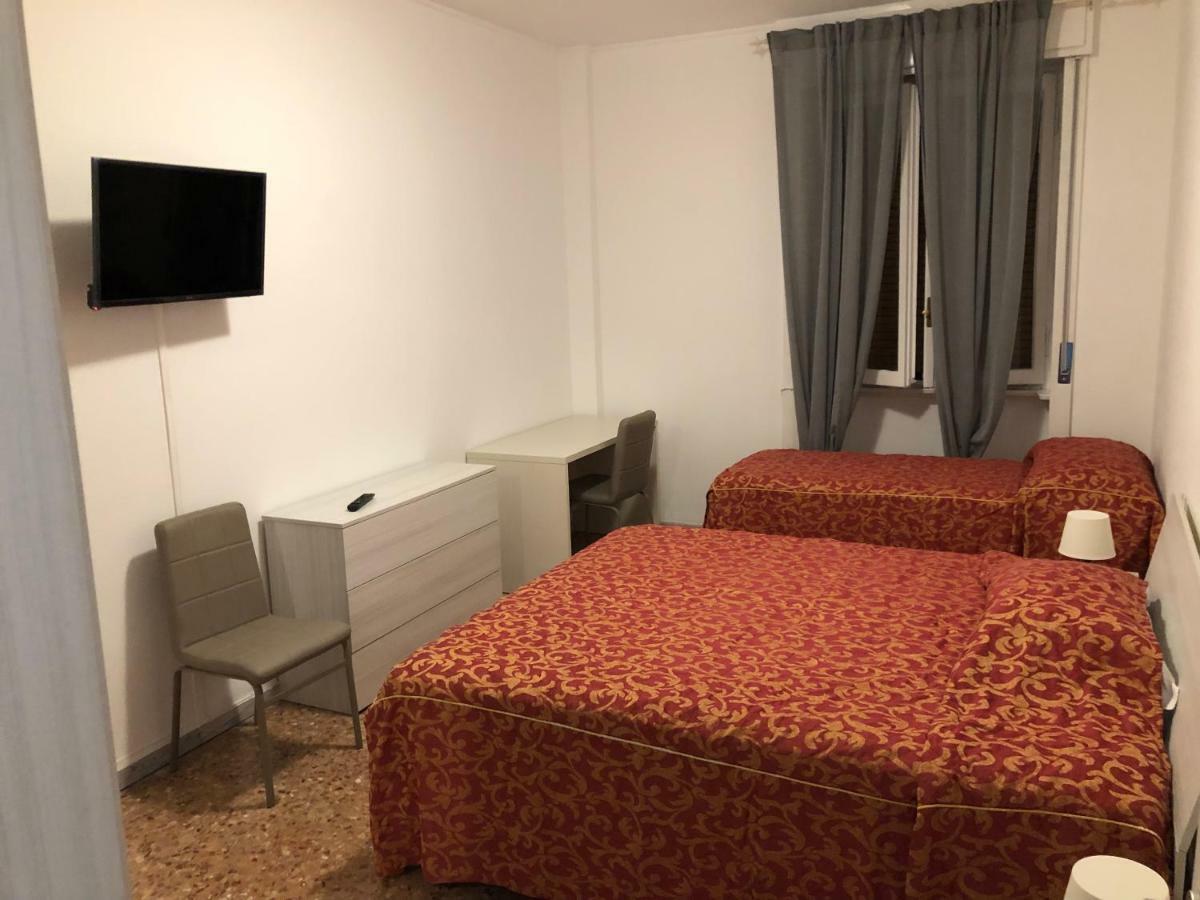 Leoncavallo House Milano Esterno foto